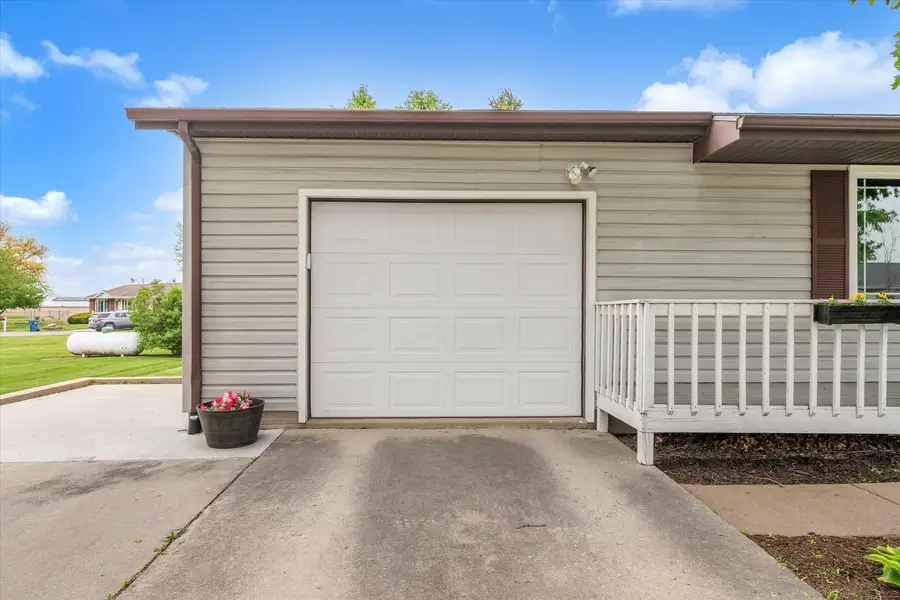 107 4th Street, Calamus, IA 52729 - #3