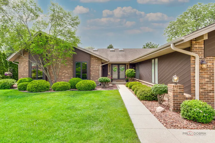204 Linden Road S, Prospect Heights, IL 60070 - #3