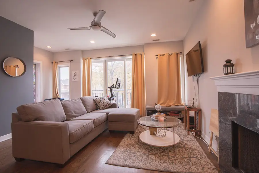 3938 S Wells Street #2, Chicago, IL 60609 - #2