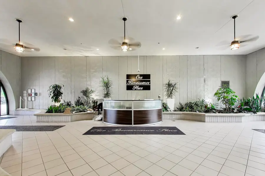 1 Renaissance Place #1118, Palatine, IL 60067 - #2