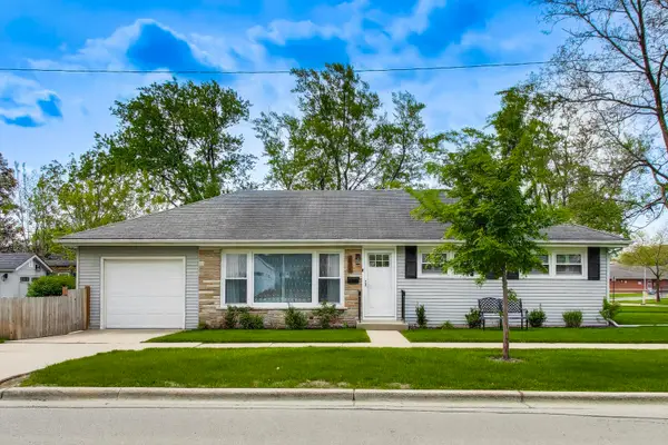 321 N Fairview Avenue, Mount Prospect, IL 60056