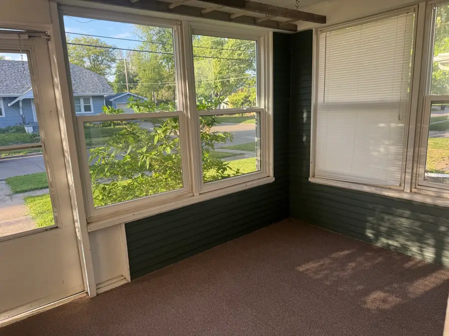 3022 22nd Avenue, Rock Island, IL 61201 - #3