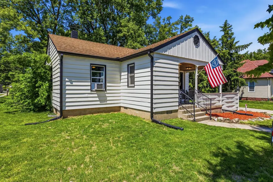 442 S Hamilton Street, Monticello, IL 61856 - #2