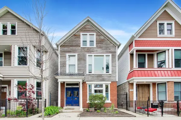 3243 N Hoyne Avenue, Chicago, IL 60618