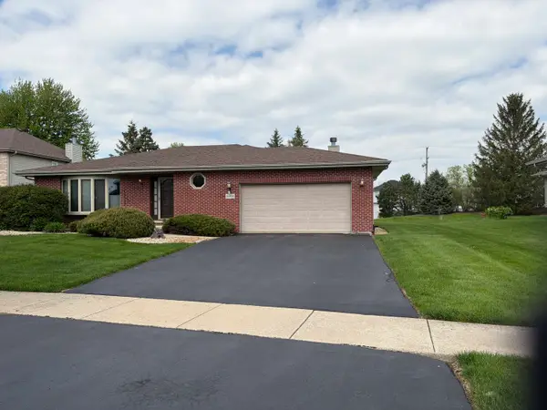 16404 Shawnee Drive, Lockport, IL 60441