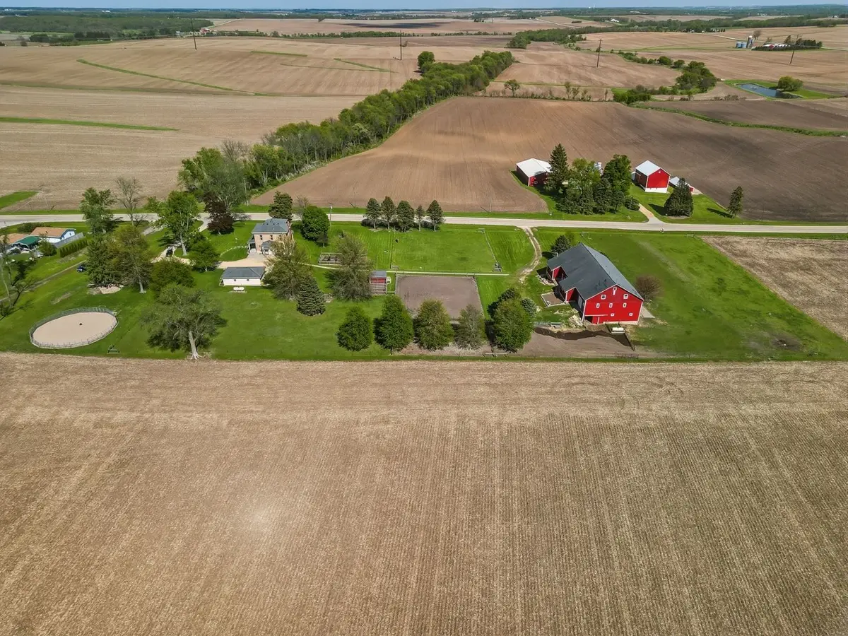 10538 N Pecatonica Road, Leaf River, IL 61047 - #1