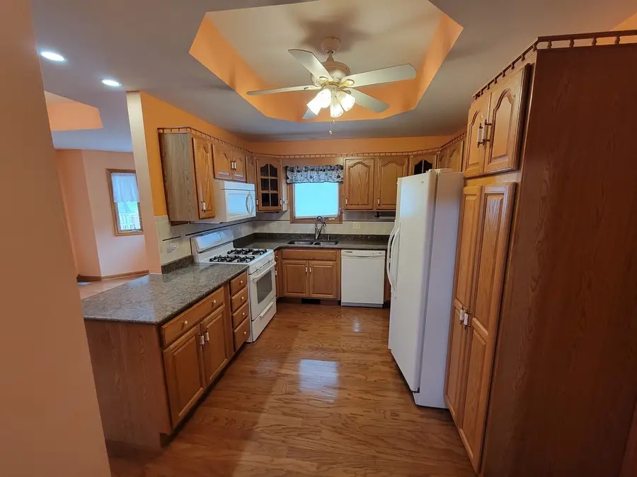 312 Kain Street, Ottawa, IL 61350 - #2