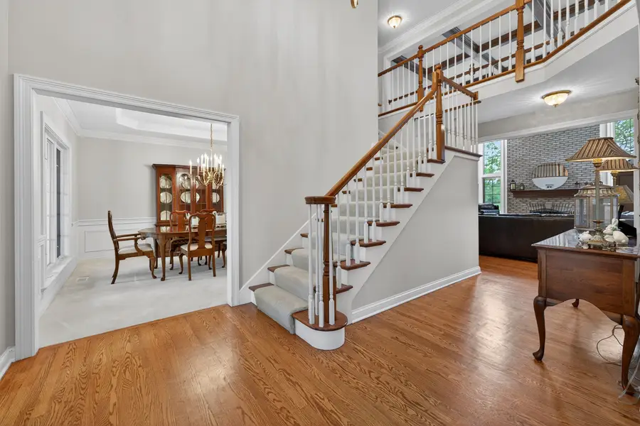 38W535 Golfview Court, Saint Charles, IL 60175 - #3