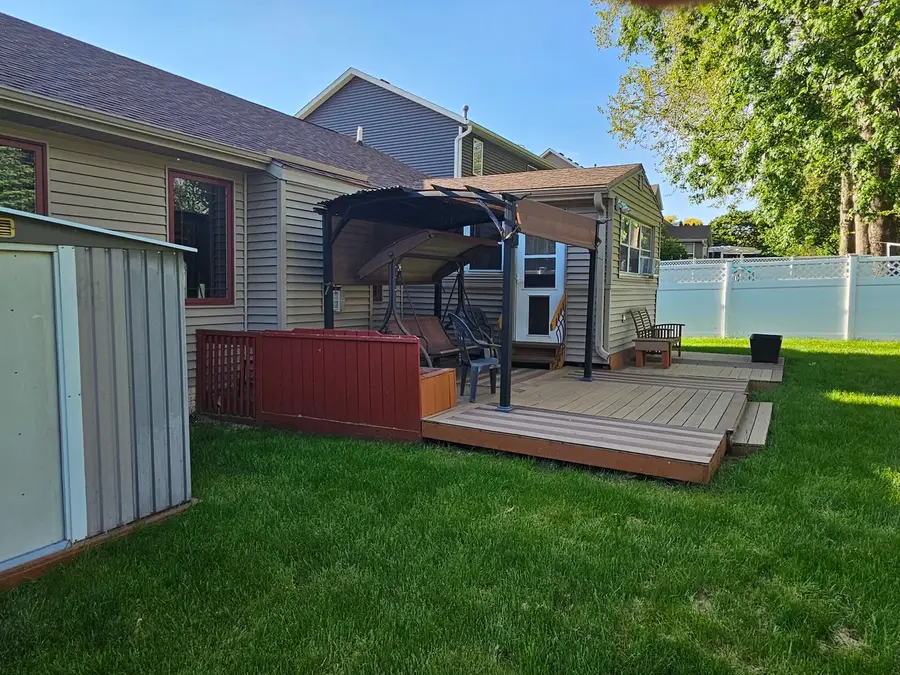 2740 Duggleby Street, Davenport, IA 52803 - #3