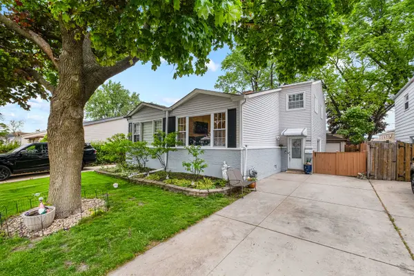 509 N 4th Avenue #A, Des Plaines, IL 60016