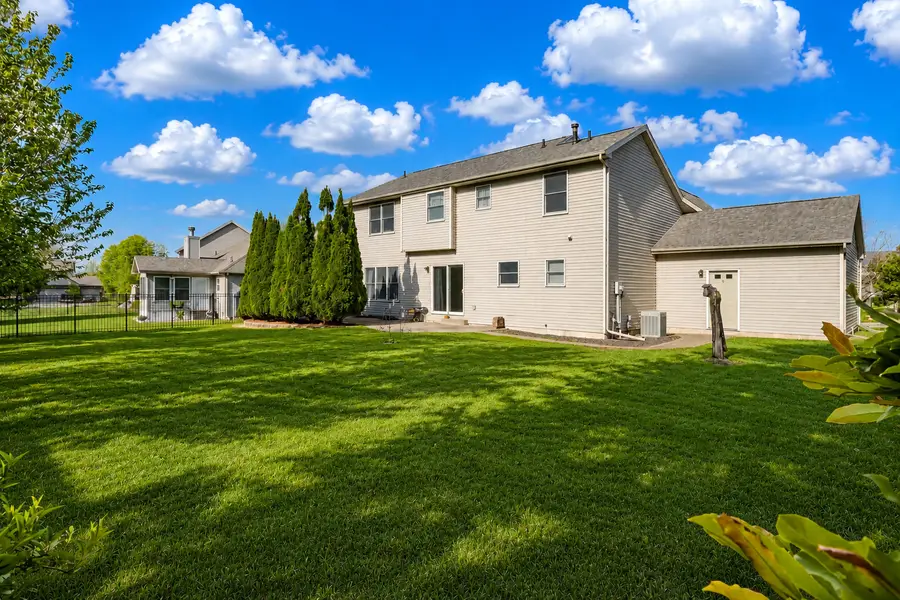5 Greythorne Circle, Bloomington, IL 61704 - #2