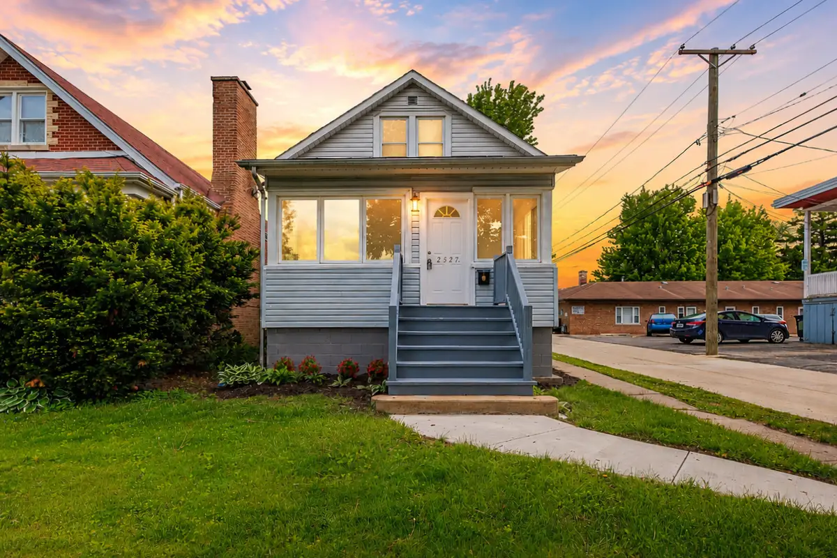 2527 Westover Avenue, North Riverside, IL 60546 - #1