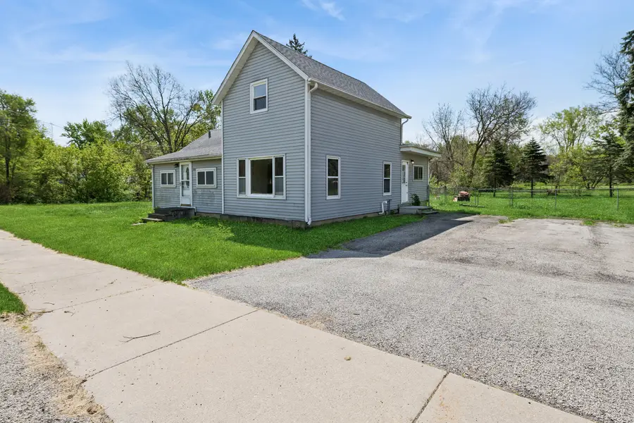 312 W Railroad Street, Kingston, IL 60145 - #2