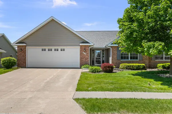 208 Brookview Lane, Durant, IA 52747