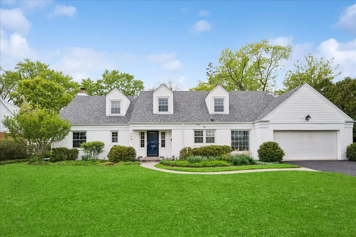 326 Jeffery Lane, Northfield, IL 60093 - #1