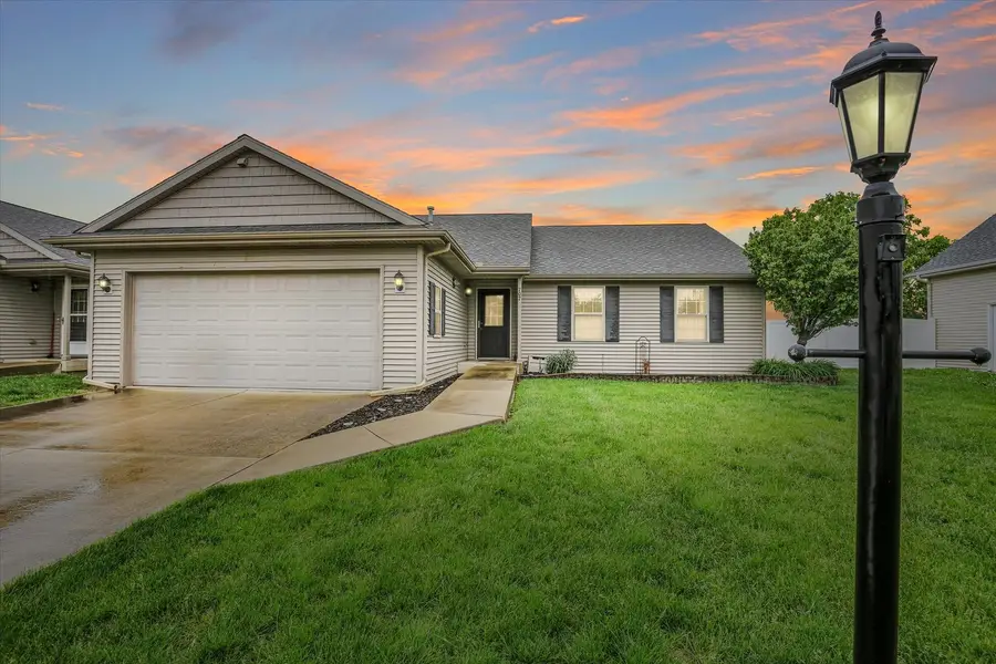 707 Chickory Drive, Champaign, IL 61822 - #3