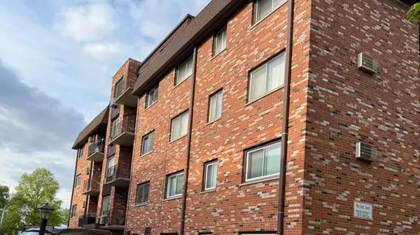 7110 W 93rd Place #3F, Oak Lawn, IL 60453