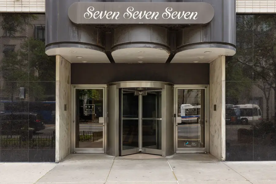 777 N Michigan Avenue #2105, Chicago, IL 60611 - #2