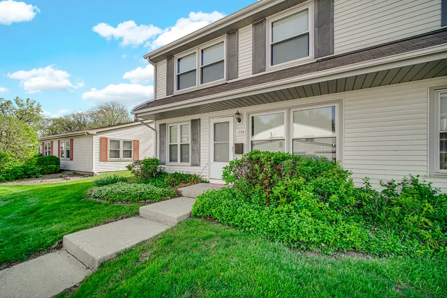 1793 Queensbury Circle, Hoffman Estates, IL 60169 - #2