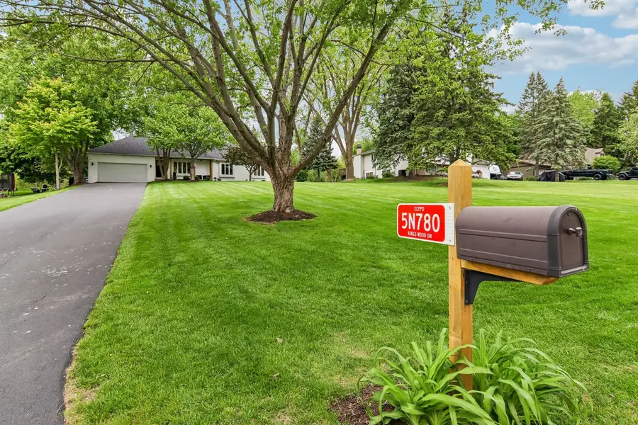 5N780 Kingswood Drive, Saint Charles, IL 60175 - #3