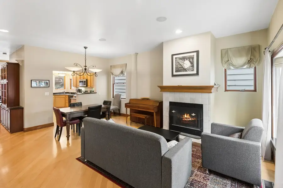 3927 N Paulina Street, Chicago, IL 60613 - #3
