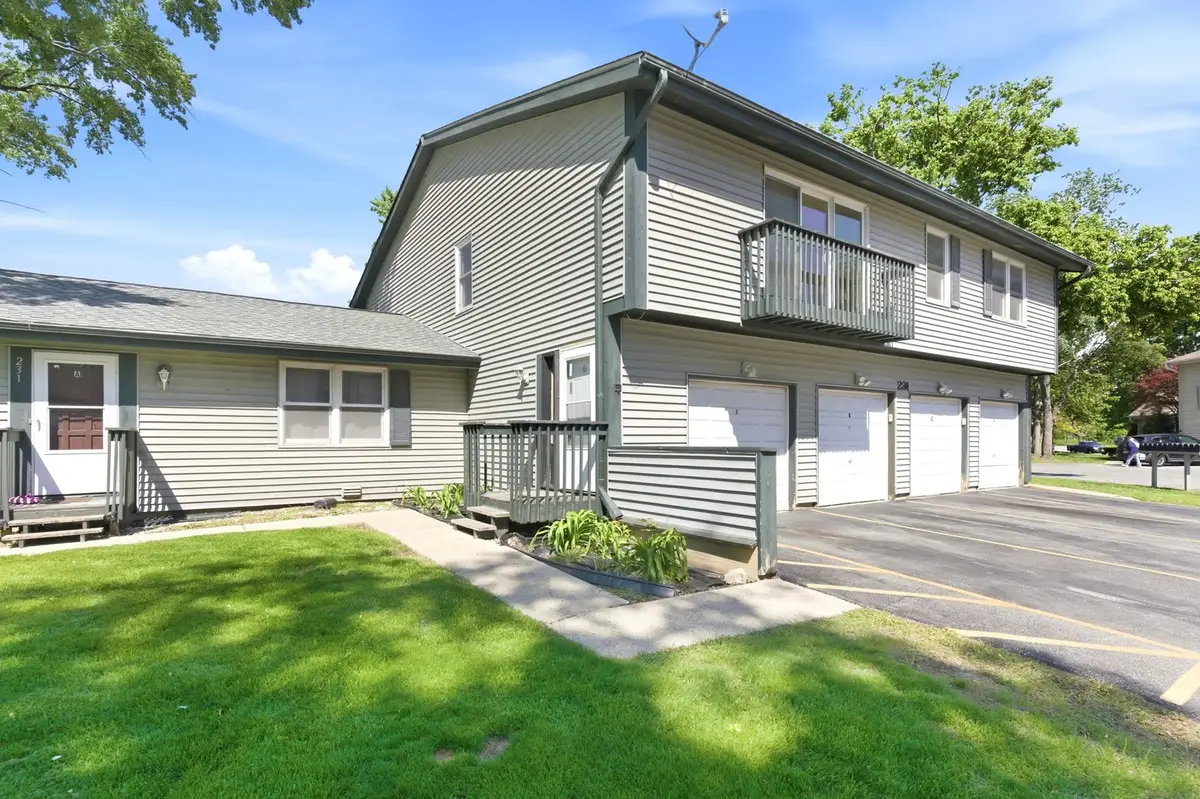 231 Dakota Court, Bolingbrook, IL 60440 - #1