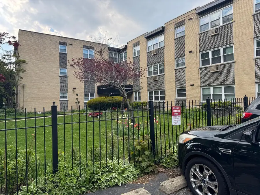 1728 W Farwell Avenue #107, Chicago, IL 60626 - #3
