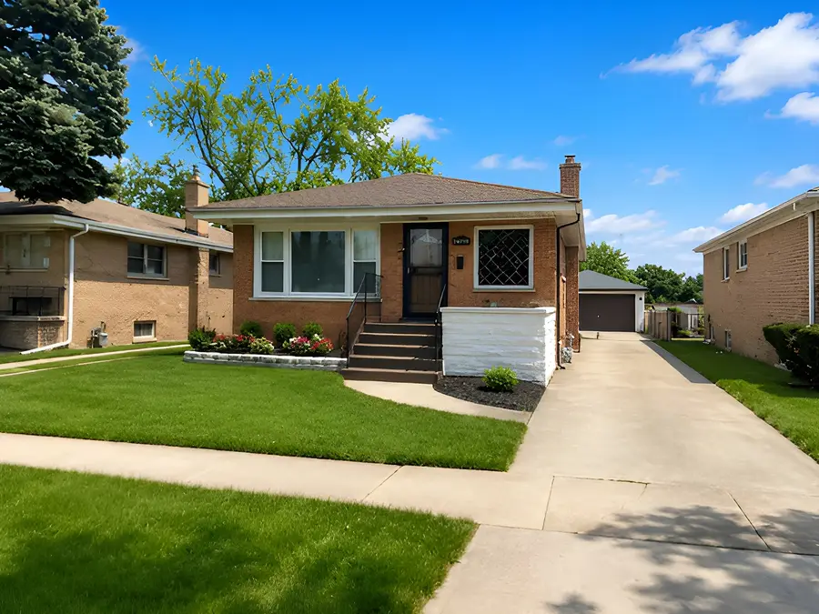 14119 S Manistee Avenue, Burnham, IL 60633 - #2
