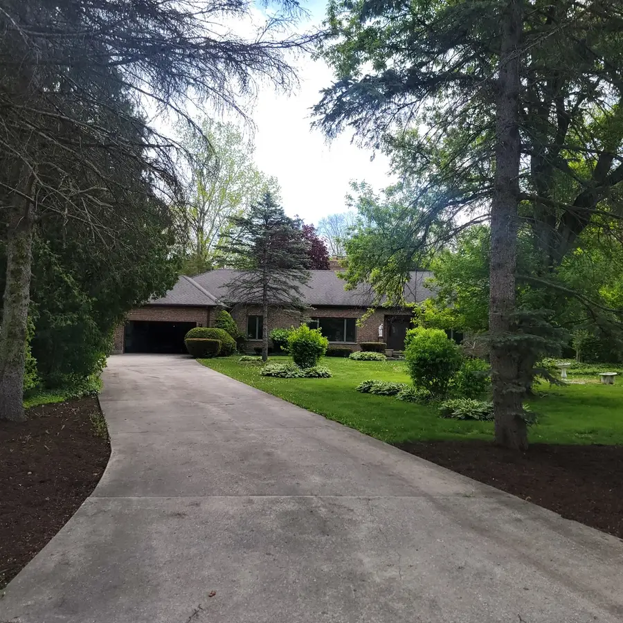 23547 N Raleigh Drive, Prairie View, IL 60069 - #3