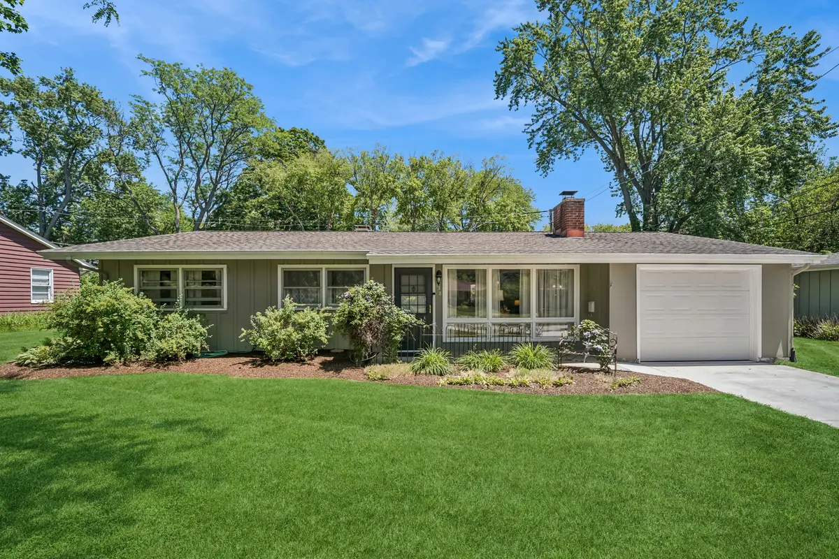 138 Kimberly Road, East Dundee, IL 60118 - #1