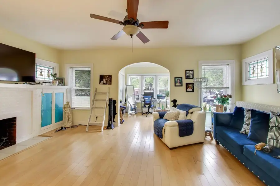 3848 W Irving Park Road, Chicago, IL 60618 - #2