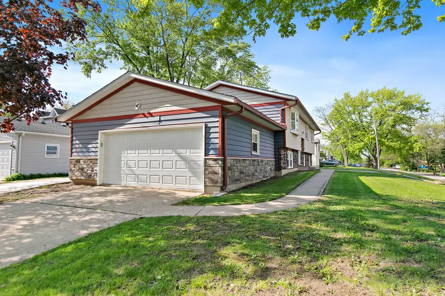 1101 Burr Street, Lake In The Hills, IL 60156 - #2