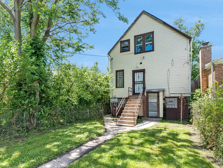 9209 S Woodlawn Avenue, Chicago, IL 60619 - #3