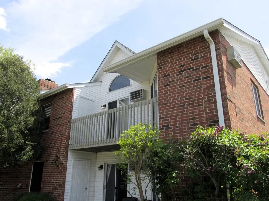 1350 Cunat Court #2D, Lake In The Hills, IL 60156 - #2