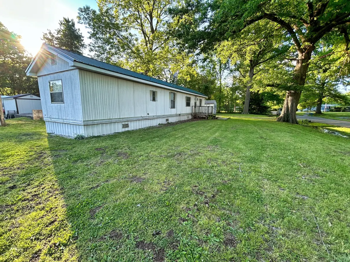 518 Locust Street, Xenia, IL 62899 - #1