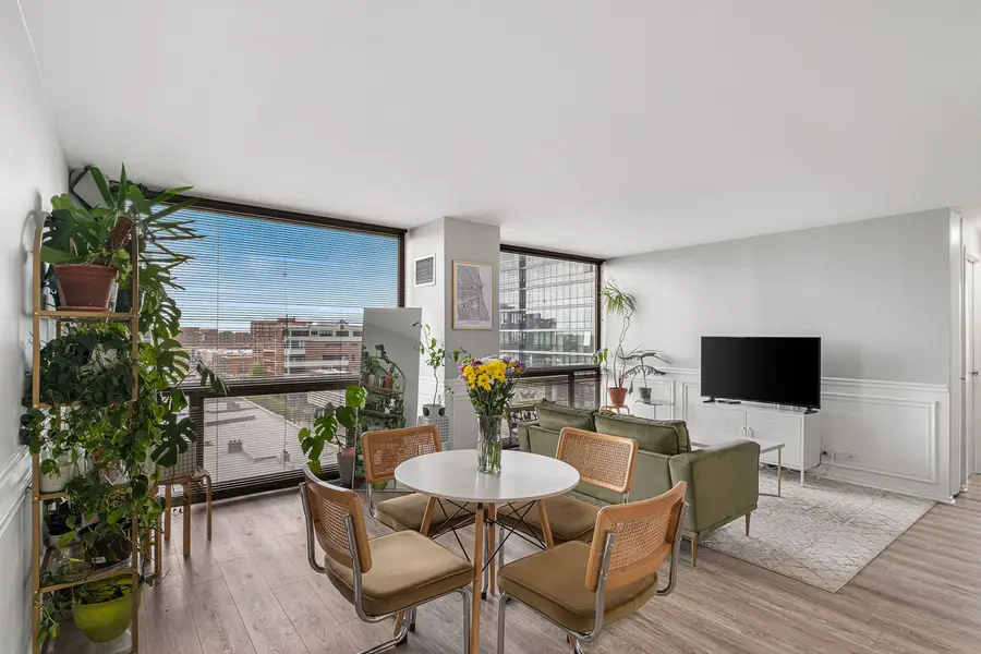 4343 N Clarendon Avenue #817, Chicago, IL 60613 - #2