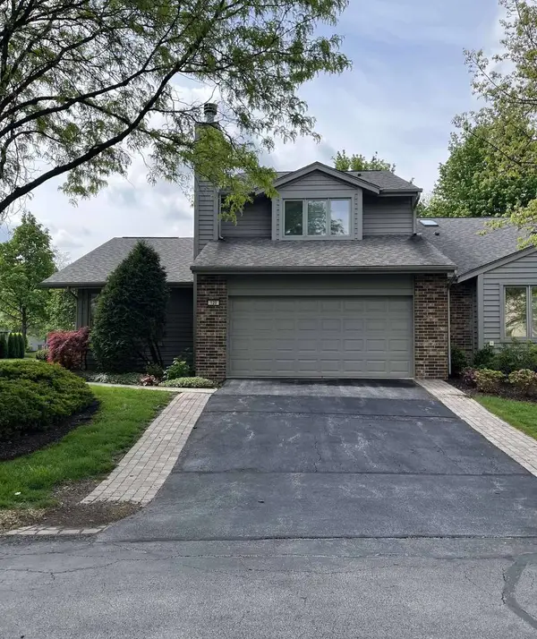 120 Commons Drive #120, Palos Park, IL 60464