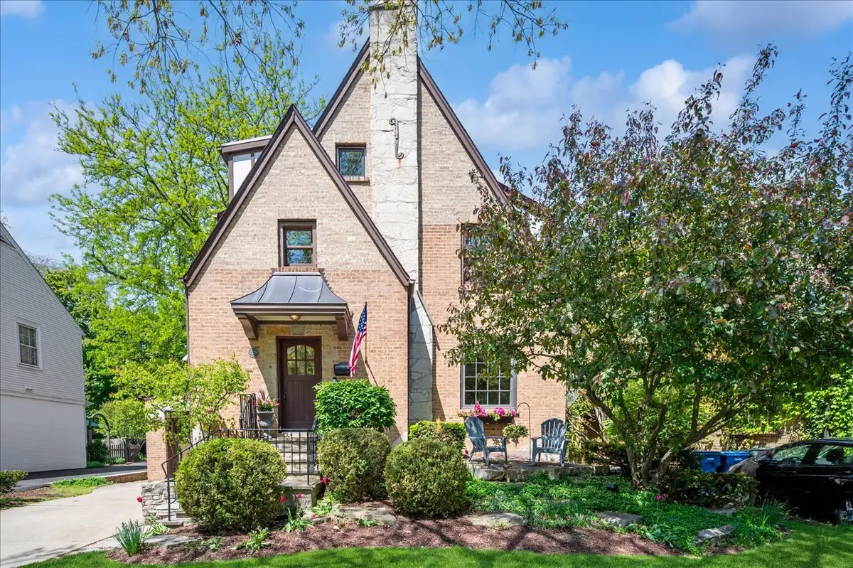 2228 Kenilworth Avenue, Wilmette, IL 60091 - #1