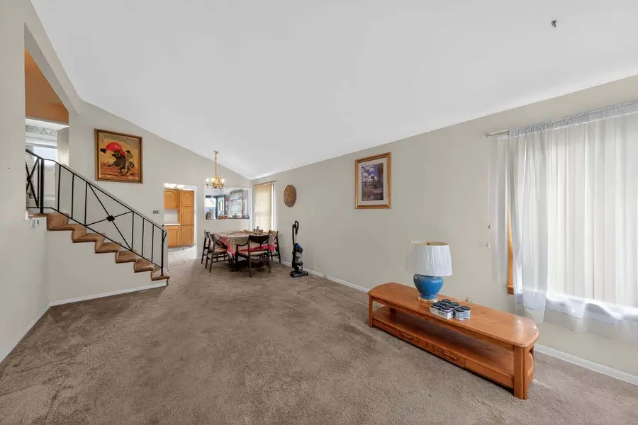 624 W Merle Avenue, Villa Park, IL 60181 - #3