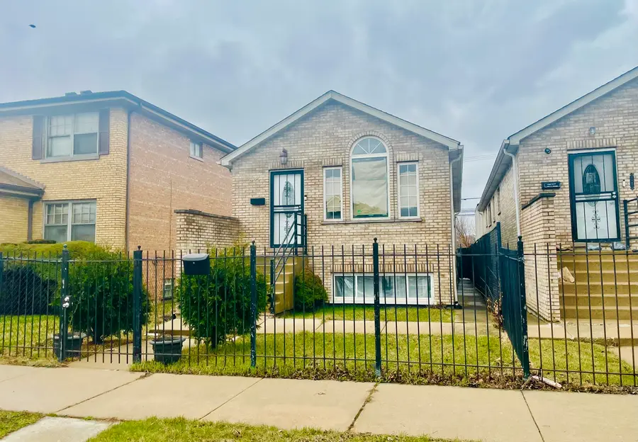 8425 S Marshfield Avenue, Chicago, IL 60620 - #2