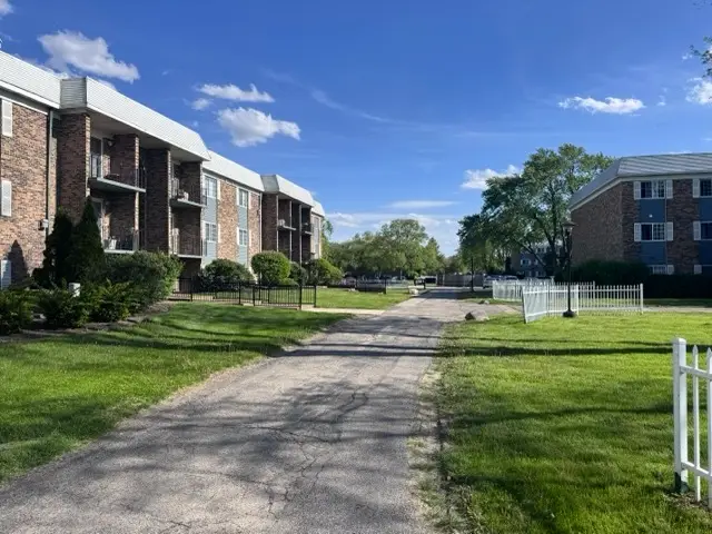 1617 N Windsor Drive #207, Arlington Heights, IL 60004 - #2