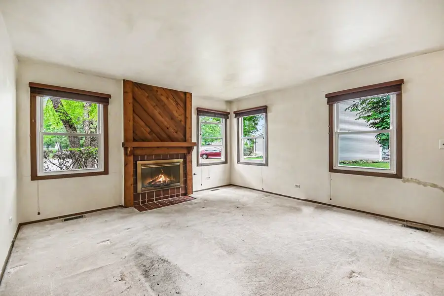 880 Colony Lake Drive, Schaumburg, IL 60194 - #3