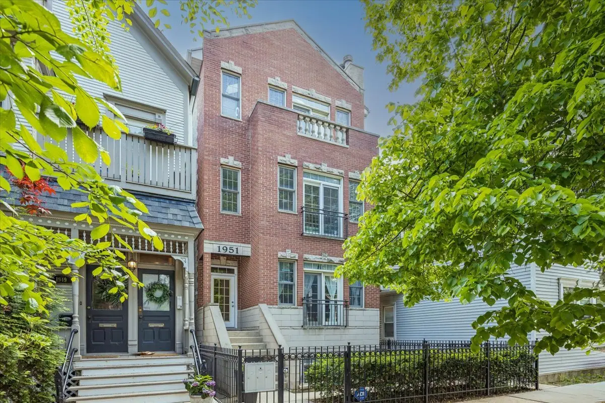 1951 W Melrose Street #2, Chicago, IL 60657 - #1