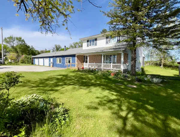 13605 100th Avenue, Davenport, IA 52804