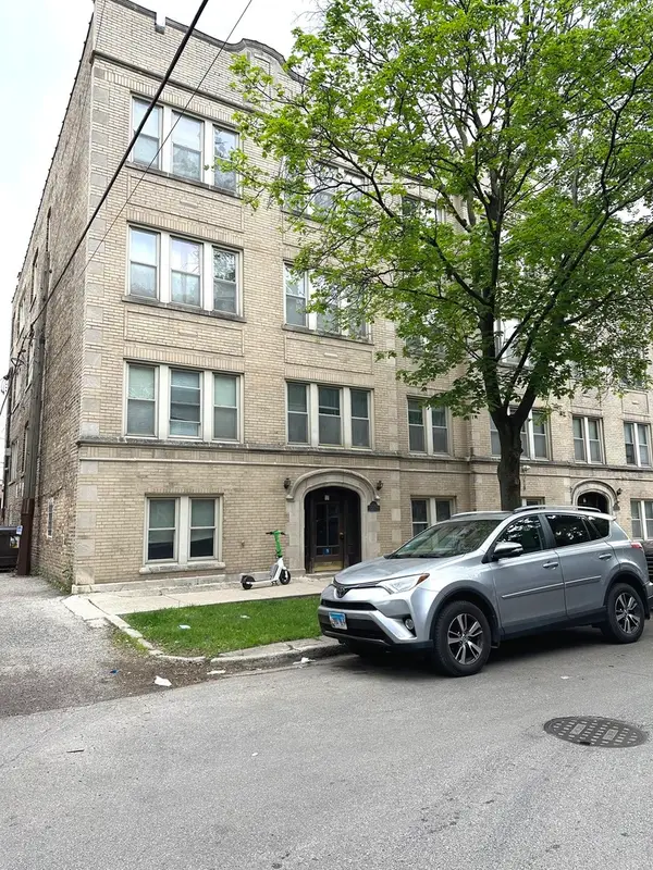 3253 W Olive Avenue #3W, Chicago, IL 60659