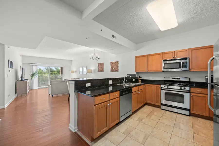 125 Lakeview Drive #301, Bloomingdale, IL 60108 - #3