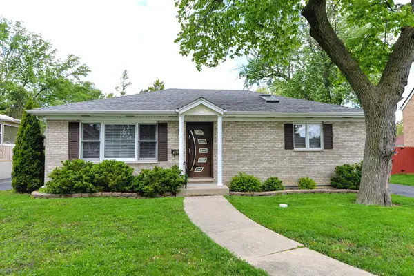 1634 E Forest Avenue, Des Plaines, IL 60018
