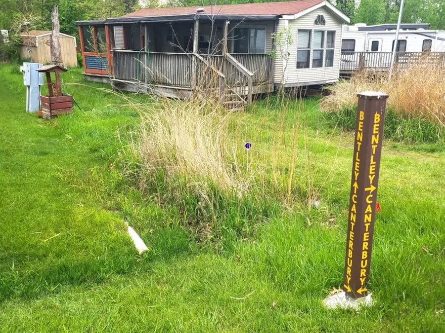 4/213 Woodhaven, Sublette, IL 61367 - #2
