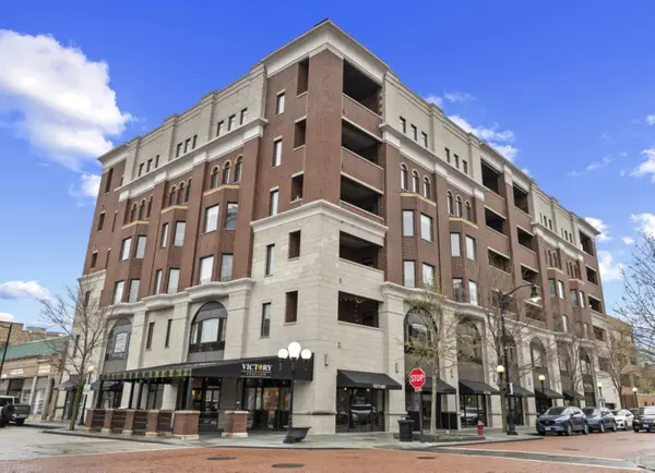 110 S Marion Street #606, Oak Park, IL 60302