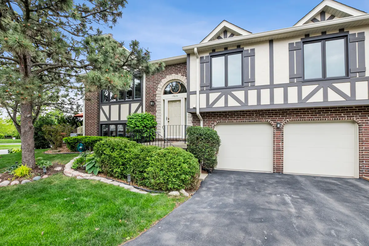 17620 Cambridge Place #116, Tinley Park, IL 60487 - #1